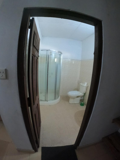 Bathroom 3, DEEP SEA RESORT PADI DIVE CENTER, Manmunai North