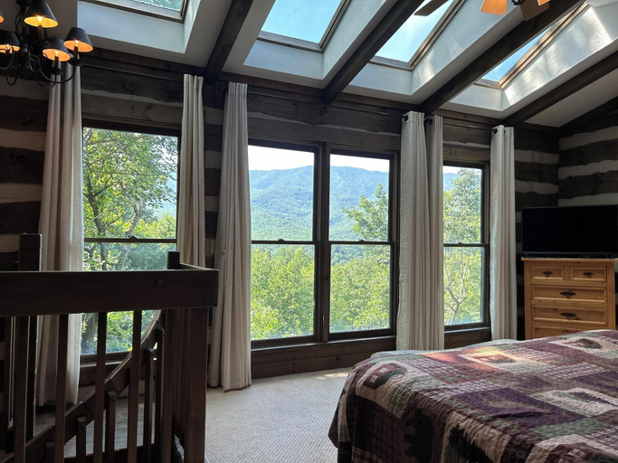 Bedroom 3, Little Bear by Jackson Mountain Rentals, Sevier