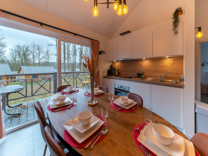 Food & Drinks 4, Cosy chalet near Durbuy in nature, Namur