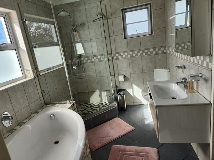 Bathroom 4, Charming fully fitted double storey cottage near Constantia Village, City of Cape Town