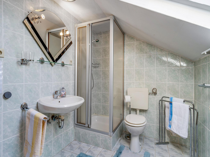 Bathroom 3, Bauernhof in Spandlberg am Hohe Bogen, Cham