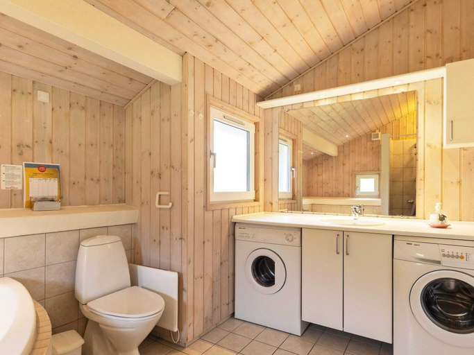 Bathroom, 6 Person Holiday Home in Bindslev, Hjørring