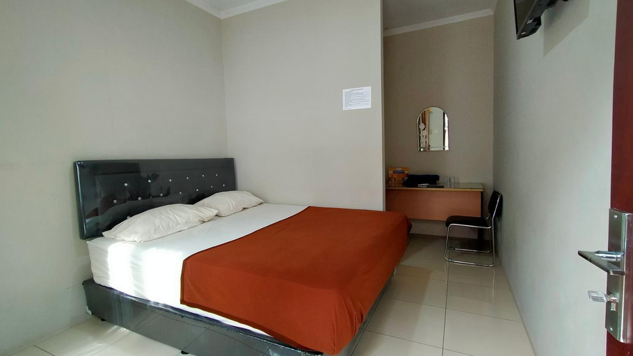 Bedroom 8