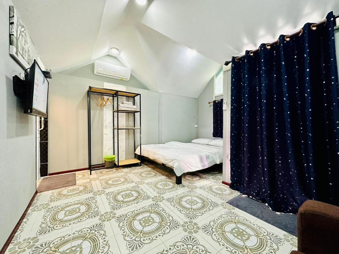 Bedroom 28