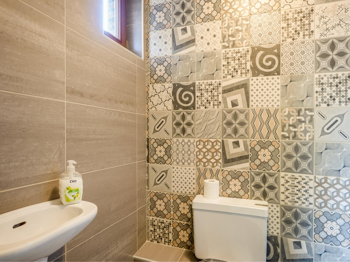 Bathroom 3, Cottage in Aywaille with Garden, Liège