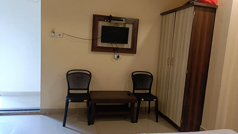 Others 5, Golden Heaven, Satara
