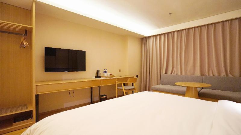 Bedroom 3, Ji Hotel Shijiazhuang Yuhua Dong Road, Shijiazhuang