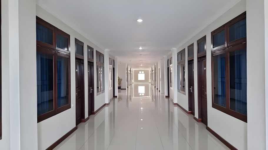 5, Solok Premier Hotel, Solok