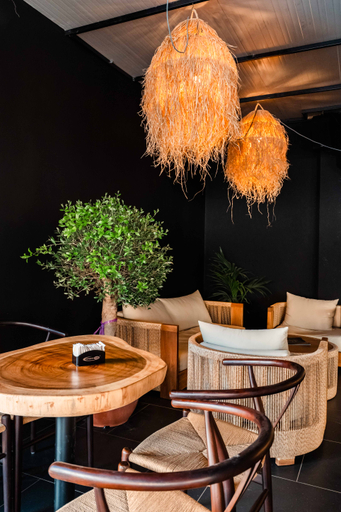Food & Drinks 5, Cuni Luxury Hotel, Sarandës