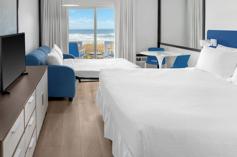 Bedroom 4, Montauk Blue Hotel, Suffolk
