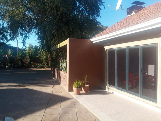 Exterior & Views 2, River-Ridge Guest House, Gaborone