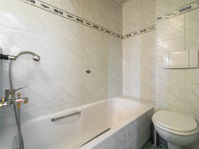 Bathroom 3, Chalet in Mariapfarr near ski area, Tamsweg