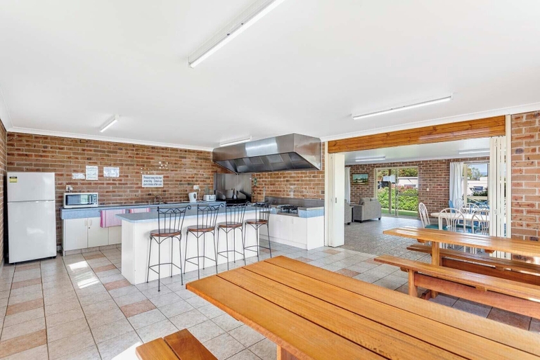 Food & Drinks 4, Moruya Holiday Park, Eurobodalla