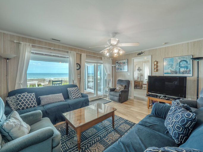 Others 4, Loony Dunes by Topsail Realty, Pender