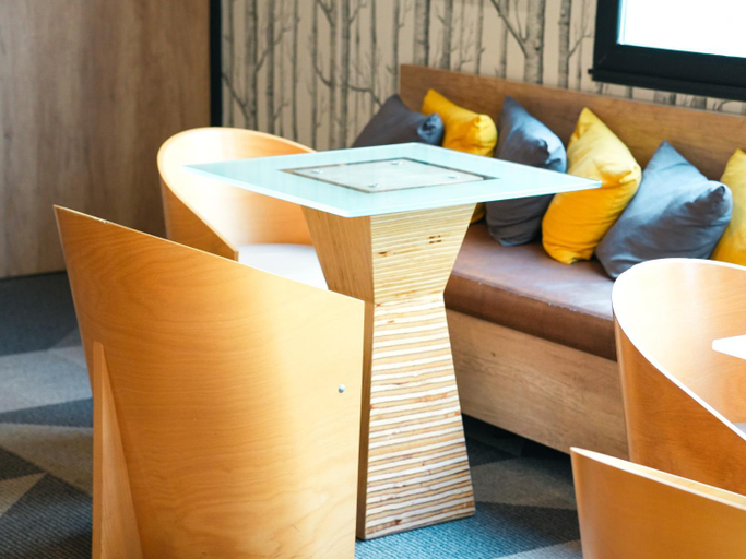 Public Area 4, ibis Styles Caen Centre Paul Doumer, Calvados