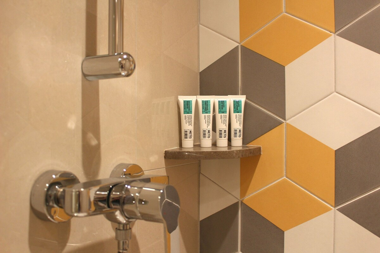 Bathroom 4, Shama Island North Hong Kong, Hong Kong Island
