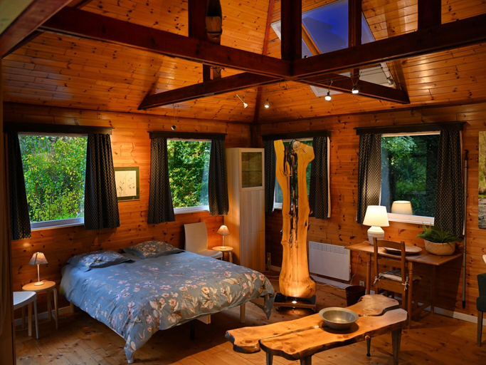 Bedroom 2, Vintage chalet in a very beautiful landscape, Liège