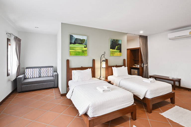 Bedroom 12