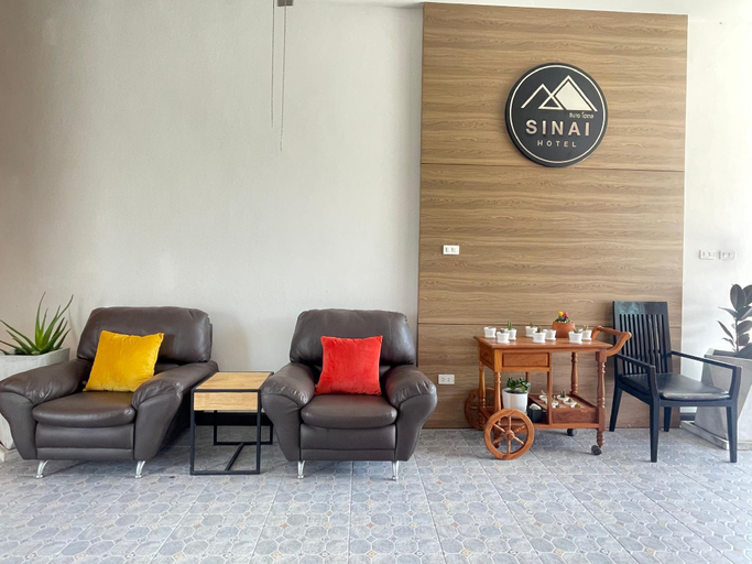 Public Area, Sinai Hotel, K. Nikhom Pattan