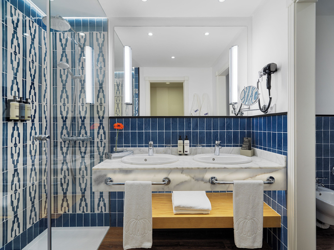 Bathroom 5, H10 Playa Meloneras Horizons Collection, Las Palmas