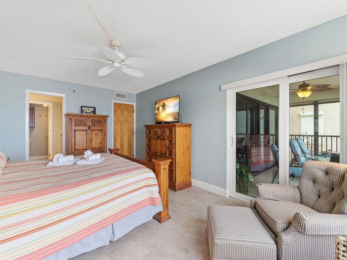 Bedroom, Reflections on the Gulf by Distinctive Beach Rentals, Pinellas