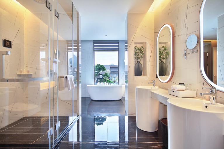Bathroom 3, 桂林桂花树下酒店 Guilin Osmanthus Tree Resort, Guilin