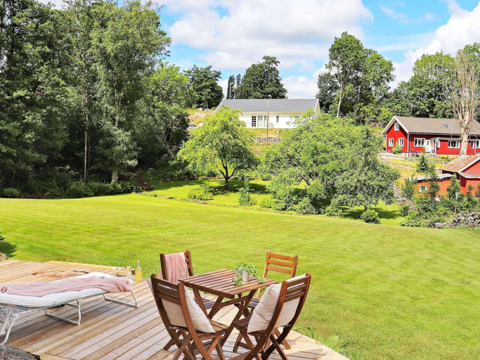 Others 5, 4 Star Holiday Home in Veddige, Varberg
