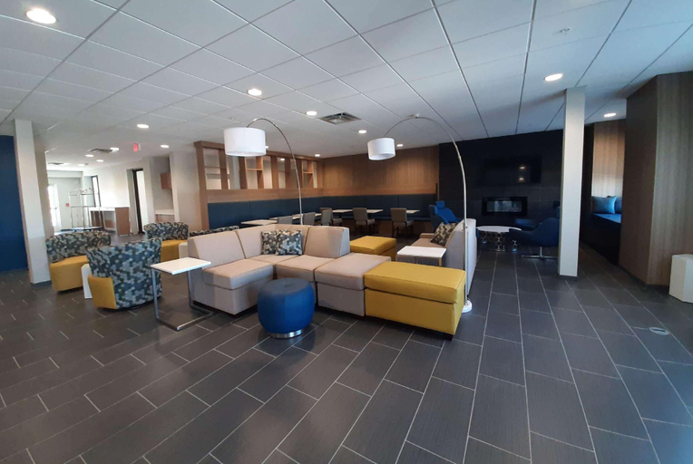 Public Area, Microtel Inn & Suites by Wyndham Loveland, Larimer