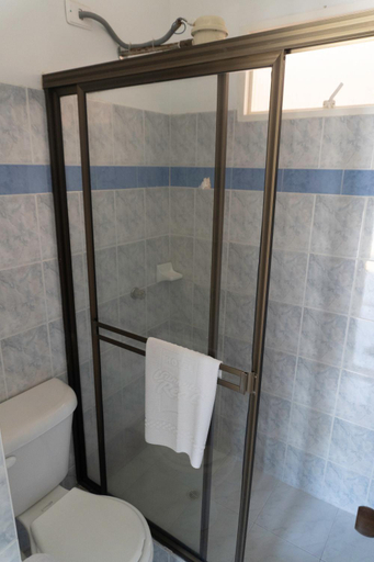 Bathroom 3, Hotel Chinauta Real, Fusagasugá