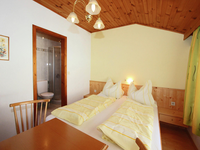 Bedroom 2, Chalet in Fugen near Ski Lift Spieljoch, Schwaz
