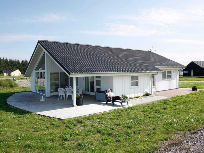 Exterior & Views 1, 6 Person Holiday Home in Brovst, Jammerbugt