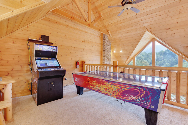 Others 5, Changes in Latitude by Jackson Mountain Rentals, Sevier