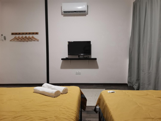 Bedroom 8