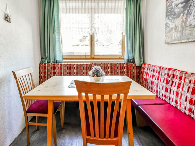 Others 5, Apartment in Langenfeld near Solden Ski Lift, Imst
