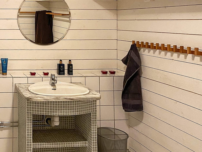 Bathroom, 9 Person Holiday Home in Tystberga, Nyköping