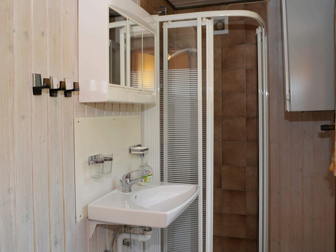 Others 4, 6 Person Holiday Home in Blavand-by Traum, Varde