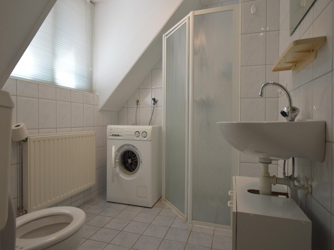 Bathroom, Restful Holiday Home in Lemele, Ommen