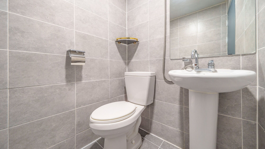 Bathroom 4, Hongcheon White Hill Pension, Hongcheon
