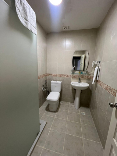 Bathroom 3, Hotel Empire Business Baku, Baku
