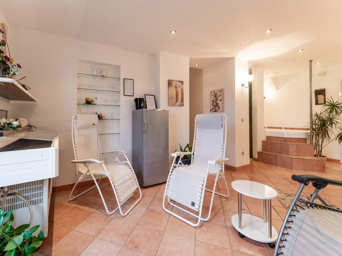 Others 5, Apartment in Reifferscheid with garden, Euskirchen