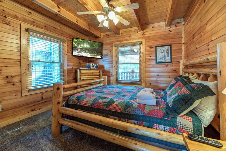 Bedroom 3, Cloud Dancer by Jackson Mountain Rentals, Sevier