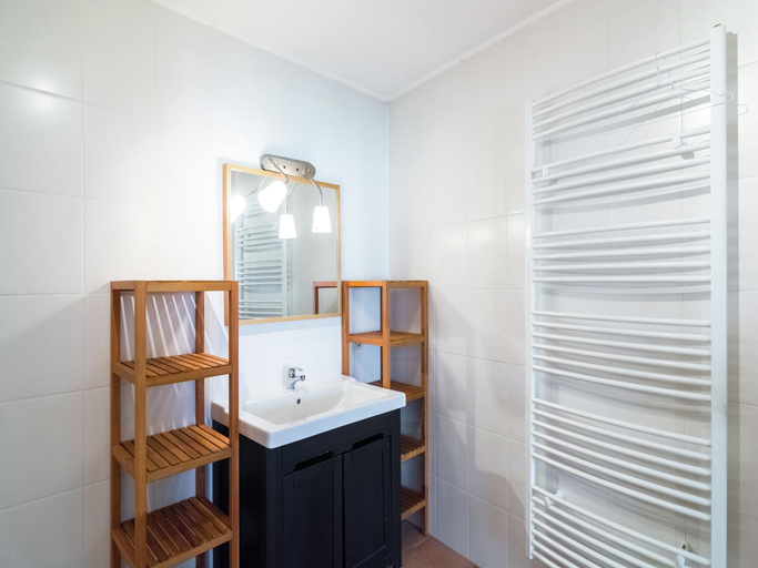 Bathroom 5, Group Cottage in Sourbrodt, Liège