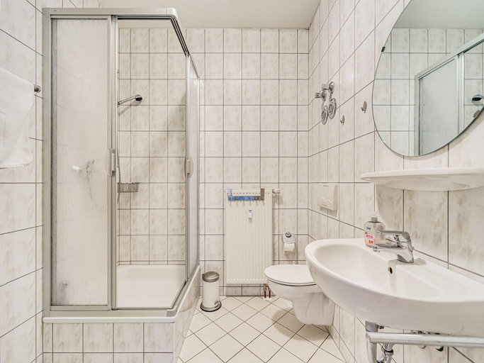 Others 5, Wohnung mit grosser Gemeinschaftsterrasse, Erzgebirgskreis