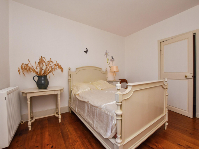 Bedroom 2, Charming Stay in Montfaucon, Lot
