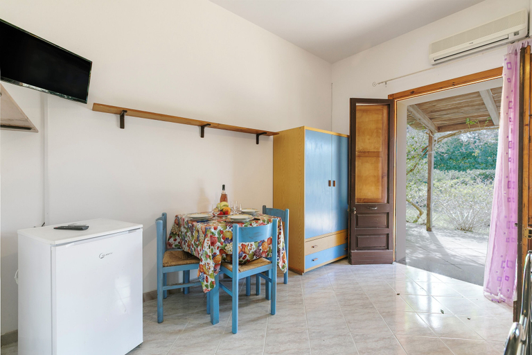 Dining 3, Country Residence Near The Beach, Lecce