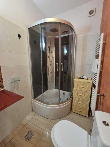 Bathroom 3, GaBizz Apartments for Rent, Constanta