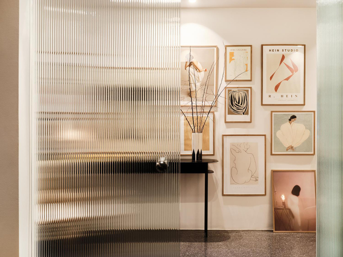 Public Area 4, The Twentyone, Attica