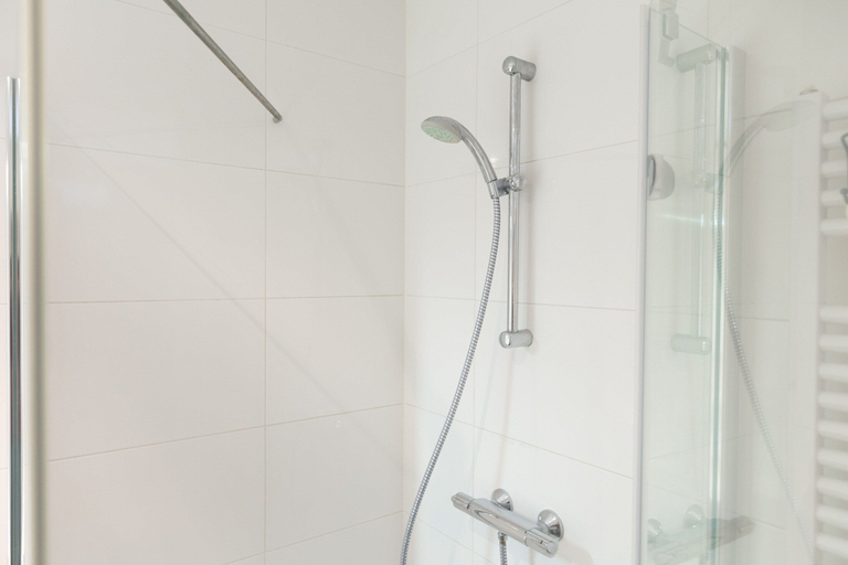 Bathroom 4, Modern Apartment Close to the Beach and the sea, Den Haag