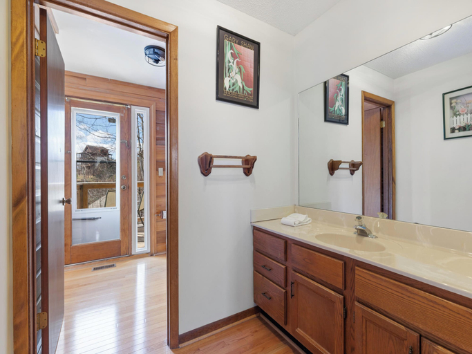 Bathroom 4, High Cotton by Jackson Mountain Rentals, Sevier
