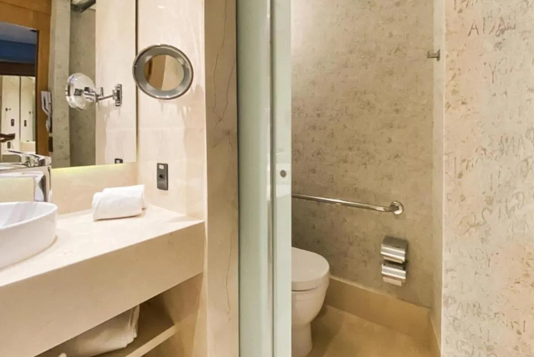 Bathroom 4, Hotel Nacional Rio de Janeiro, Rio de Janeiro